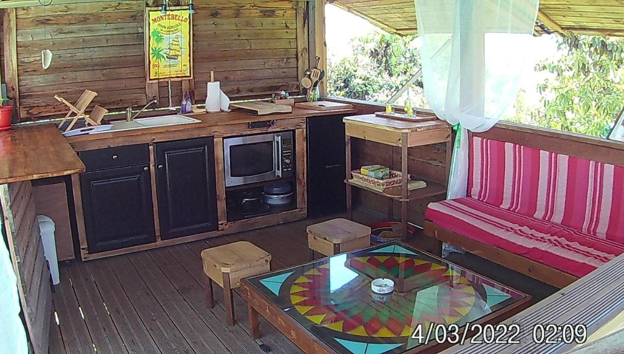 Agreable Chambre D'Hotes, Sdb, Piscine, Carbet Cuisine. Сен-Клод Экстерьер фото